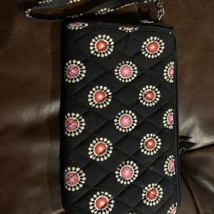 Vera Bradley zip around wallet/wristlet